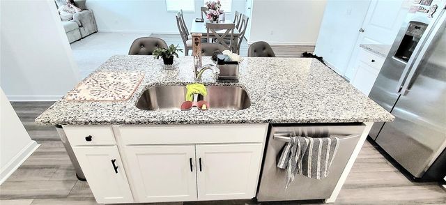 38457 HONEYSUCKLE DRIVE, Dade City, FL 33525