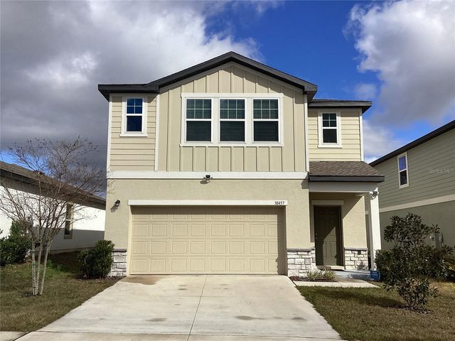 38457 HONEYSUCKLE DRIVE, Dade City, FL 33525