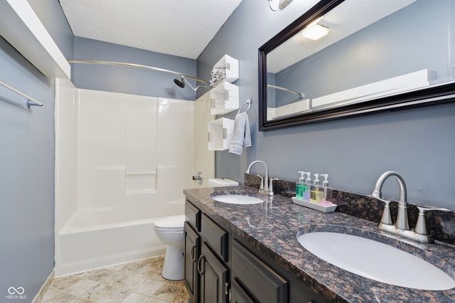 245 Whispering Willow Court, Noblesville, IN 46060