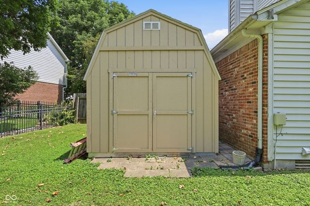 245 Whispering Willow Court, Noblesville, IN 46060