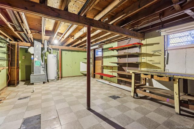 25 Freund Drive, Nanuet, NY 10954