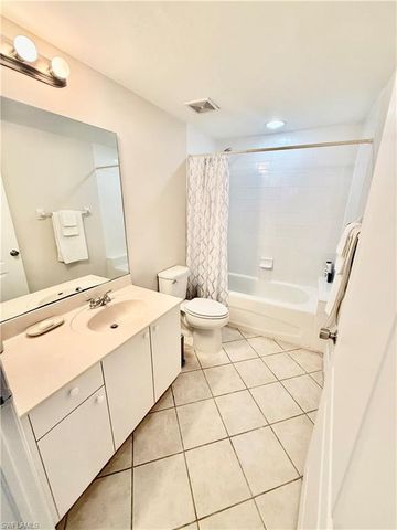 7839 Regal Heron CIR 204, Naples, FL 34104