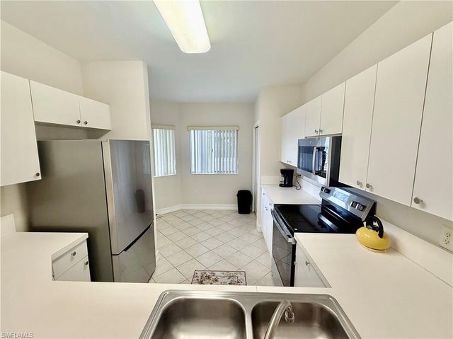 7839 Regal Heron CIR 204, Naples, FL 34104