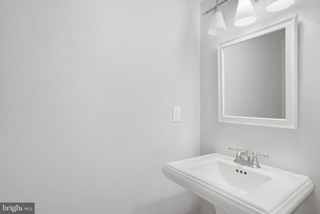 5693 SUMMER OAK WAY, Burke, VA 22015