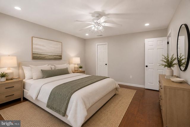 5693 SUMMER OAK WAY, Burke, VA 22015