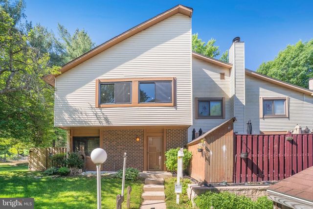 5693 SUMMER OAK WAY, Burke, VA 22015
