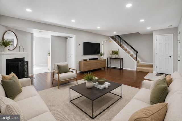 5693 SUMMER OAK WAY, Burke, VA 22015