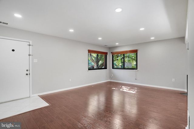 5693 SUMMER OAK WAY, Burke, VA 22015