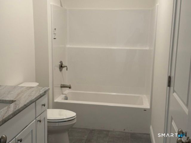 90 Apple Gate 190, Southington, CT 06489