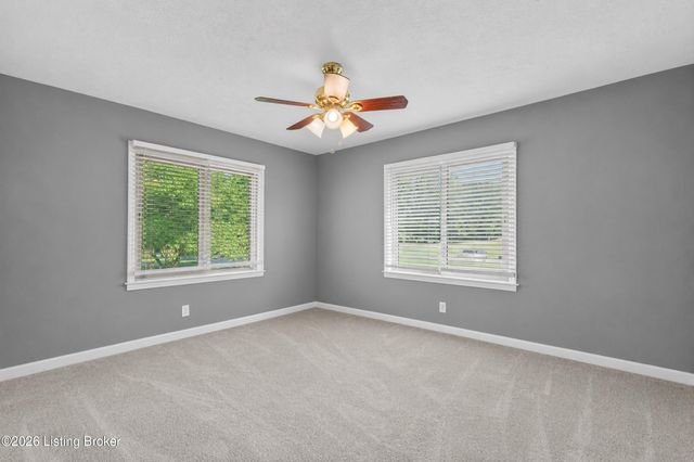 9014 Fern Creek Rd, Louisville, KY 40291