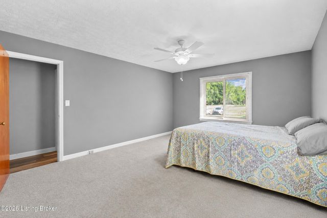 9014 Fern Creek Rd, Louisville, KY 40291