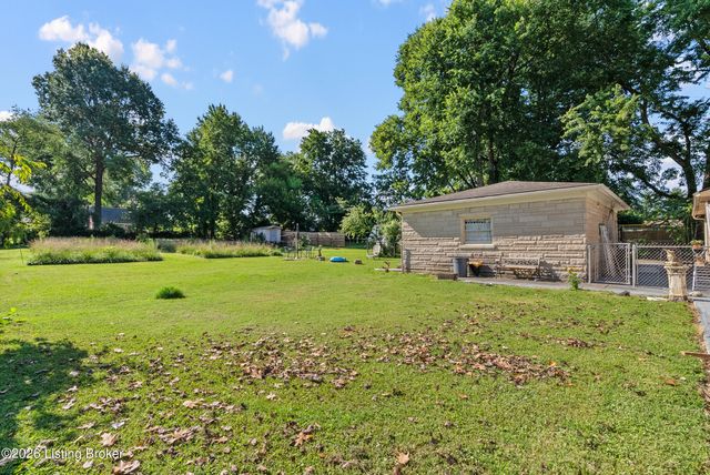 9014 Fern Creek Rd, Louisville, KY 40291
