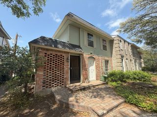 2811 Woodbury # 301, San Antonio, TX 78217
