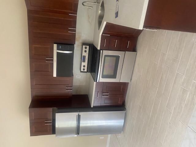 2427 NW 55th Terrace 2427, Lauderhill, FL 33313