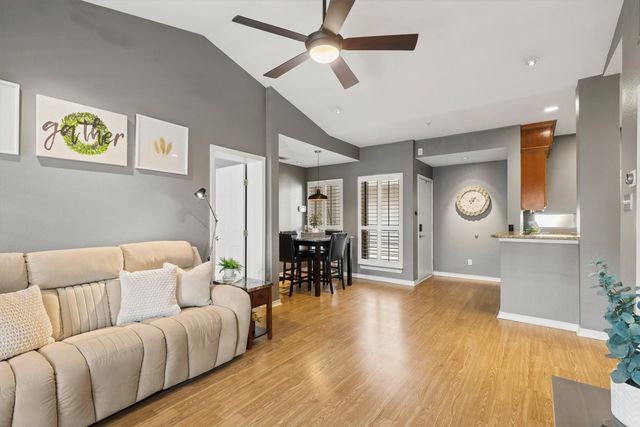 4104 N Hall Street 334, Dallas, TX 75219