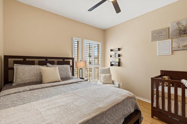 4104 N Hall Street 334, Dallas, TX 75219