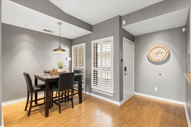 4104 N Hall Street 334, Dallas, TX 75219