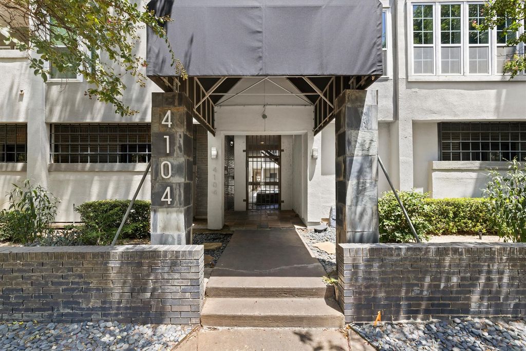 4104 N Hall Street 334, Dallas, TX 75219