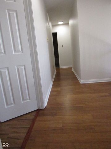 8287 Shute Circle, Avon, IN 46123