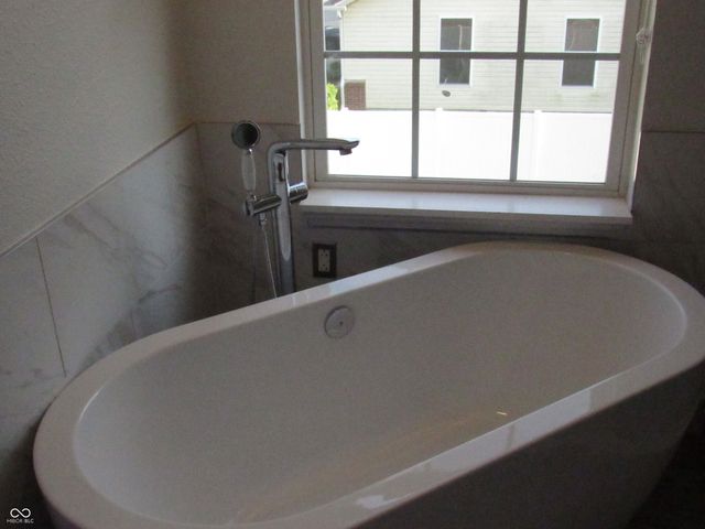 8287 Shute Circle, Avon, IN 46123