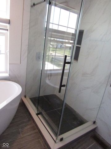 8287 Shute Circle, Avon, IN 46123