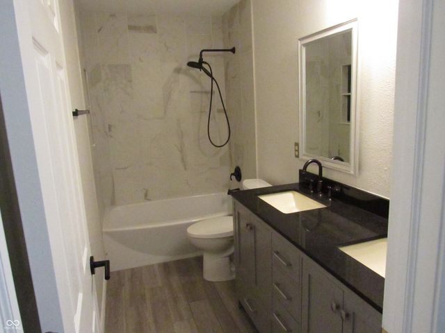 8287 Shute Circle, Avon, IN 46123