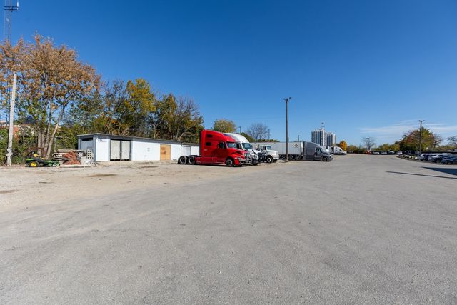 929 Childs Street, Wheaton, IL 60187