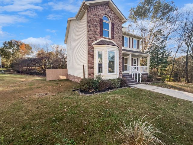 404 Elfie Ct, Clarksville, TN 37040