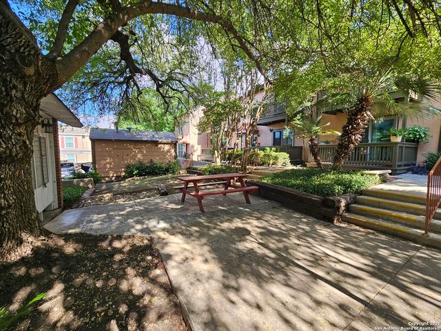 2300 Nacogdoches Rd Apt 212C, San Antonio, TX 78209