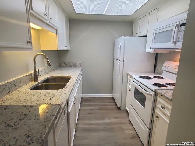 2300 Nacogdoches Rd Apt 212C, San Antonio, TX 78209