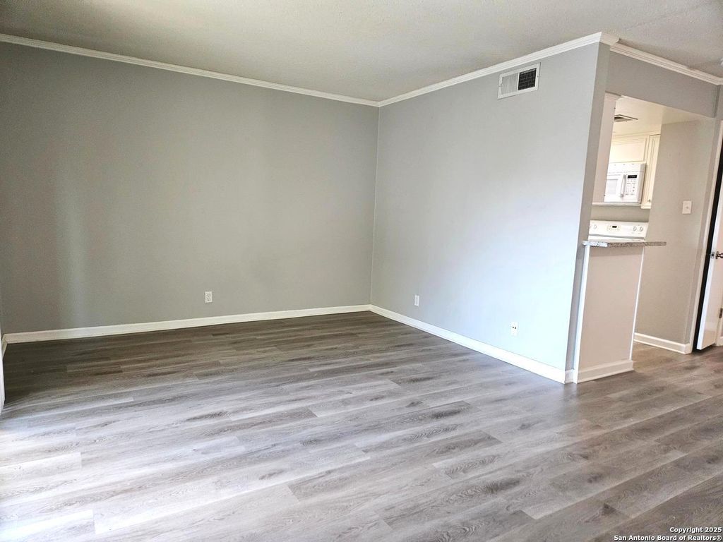 2300 Nacogdoches Rd Apt 212C, San Antonio, TX 78209