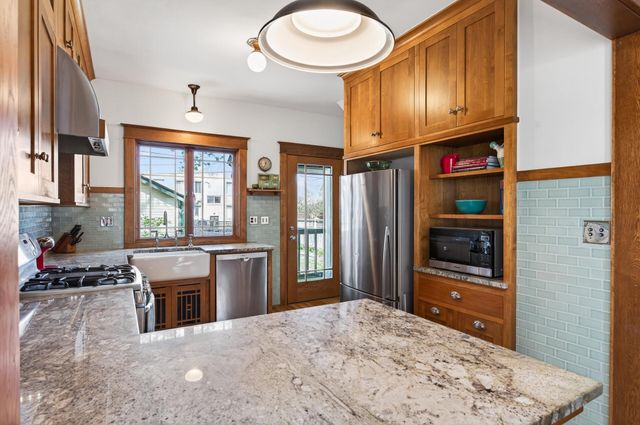 305 Brimhall Street, Saint Paul, MN 55105