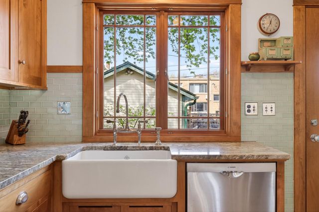 305 Brimhall Street, Saint Paul, MN 55105
