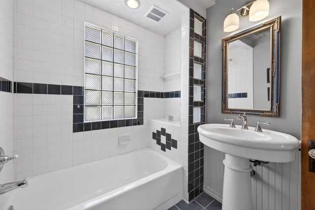 305 Brimhall Street, Saint Paul, MN 55105