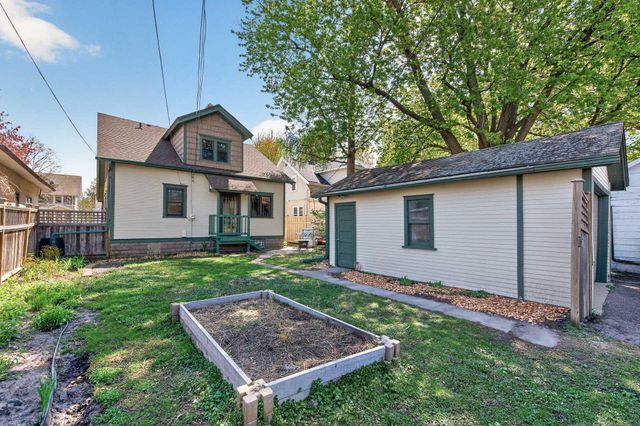 305 Brimhall Street, Saint Paul, MN 55105