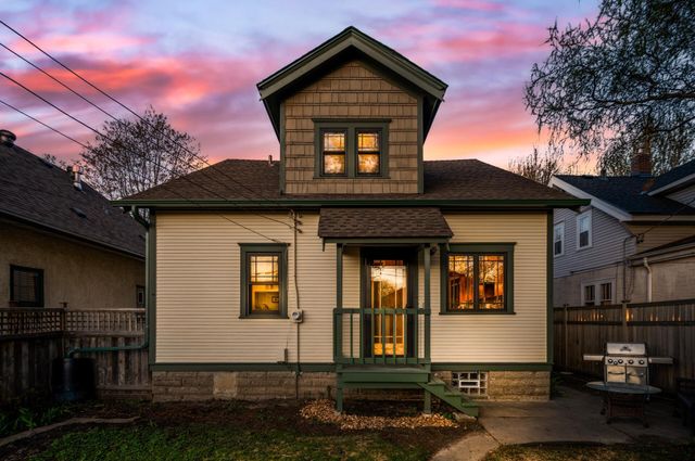 305 Brimhall Street, Saint Paul, MN 55105