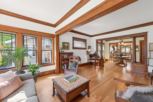305 Brimhall Street, Saint Paul, MN 55105