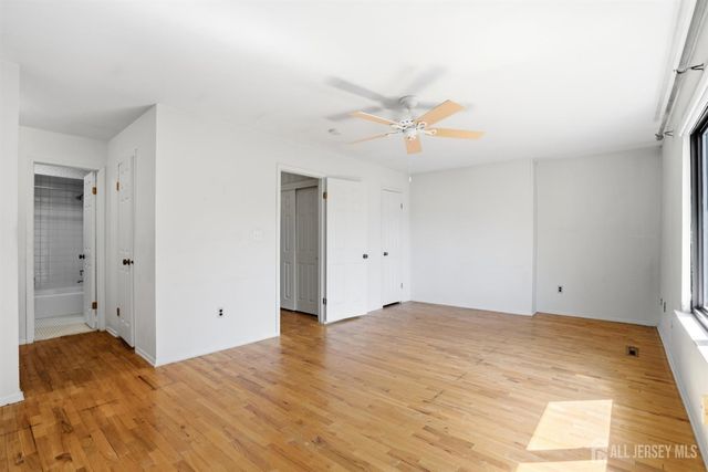 8 Irongate 8, Metuchen, NJ 08840