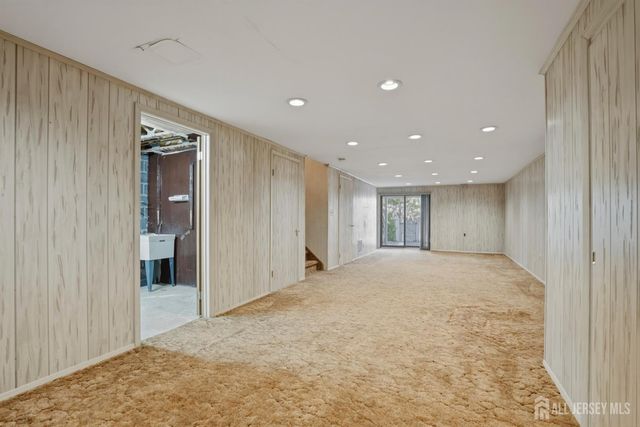 8 Irongate 8, Metuchen, NJ 08840