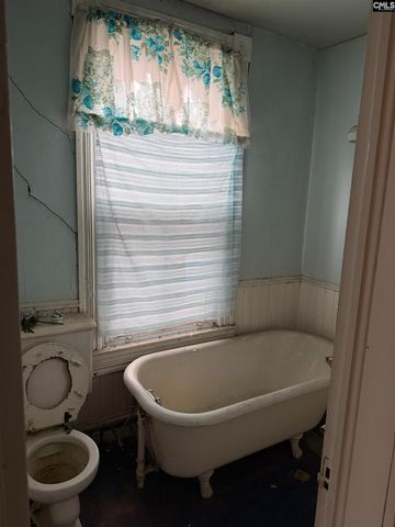 2733 River Drive, Columbia, SC 29201