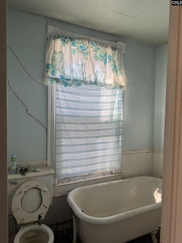 2733 River Drive, Columbia, SC 29201