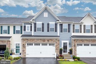 1054 MOSCARIELLO LN, Royersford, PA 19468