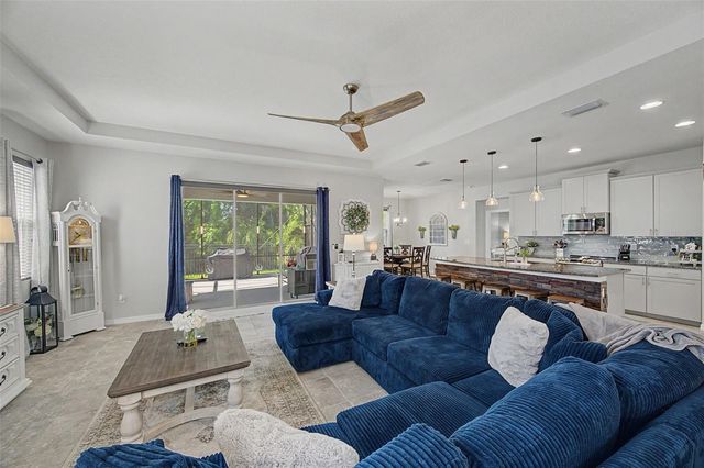 5817 HEVENA COURT, Palmetto, FL 34221