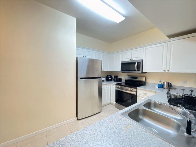 1559 NW 29TH ROAD 5, Gainesville, FL 32605