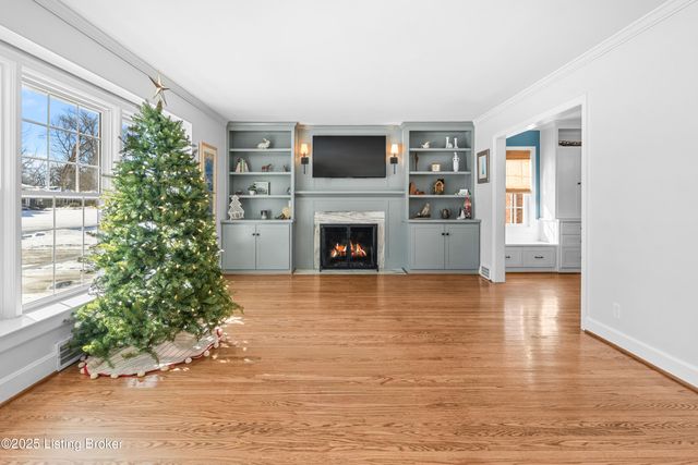 3917 Leland Rd, Louisville, KY 40207