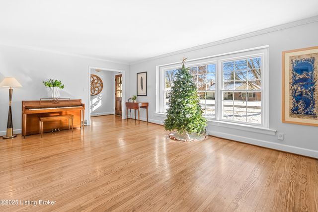 3917 Leland Rd, Louisville, KY 40207