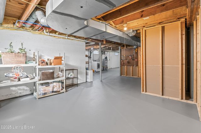 3917 Leland Rd, Louisville, KY 40207