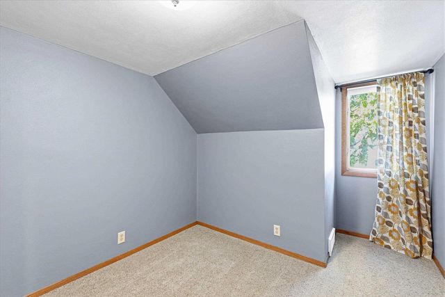 808 GRAND AVENUE, Little Chute, WI 54140