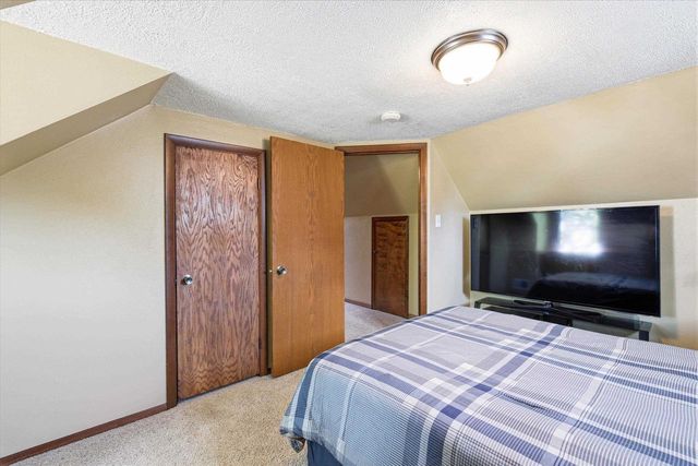 808 GRAND AVENUE, Little Chute, WI 54140