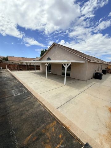 36902 Goldenview, Palmdale, CA 93552